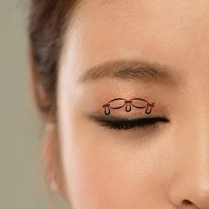 埋没法 | ジュエリー美容外科 | 目の整形 | 韓国整形 | メイン | ホームページ